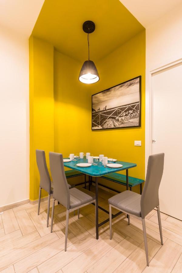 Central Station Apartments & Suites Наполи Екстериор снимка