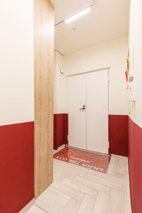 Central Station Apartments & Suites Наполи Екстериор снимка