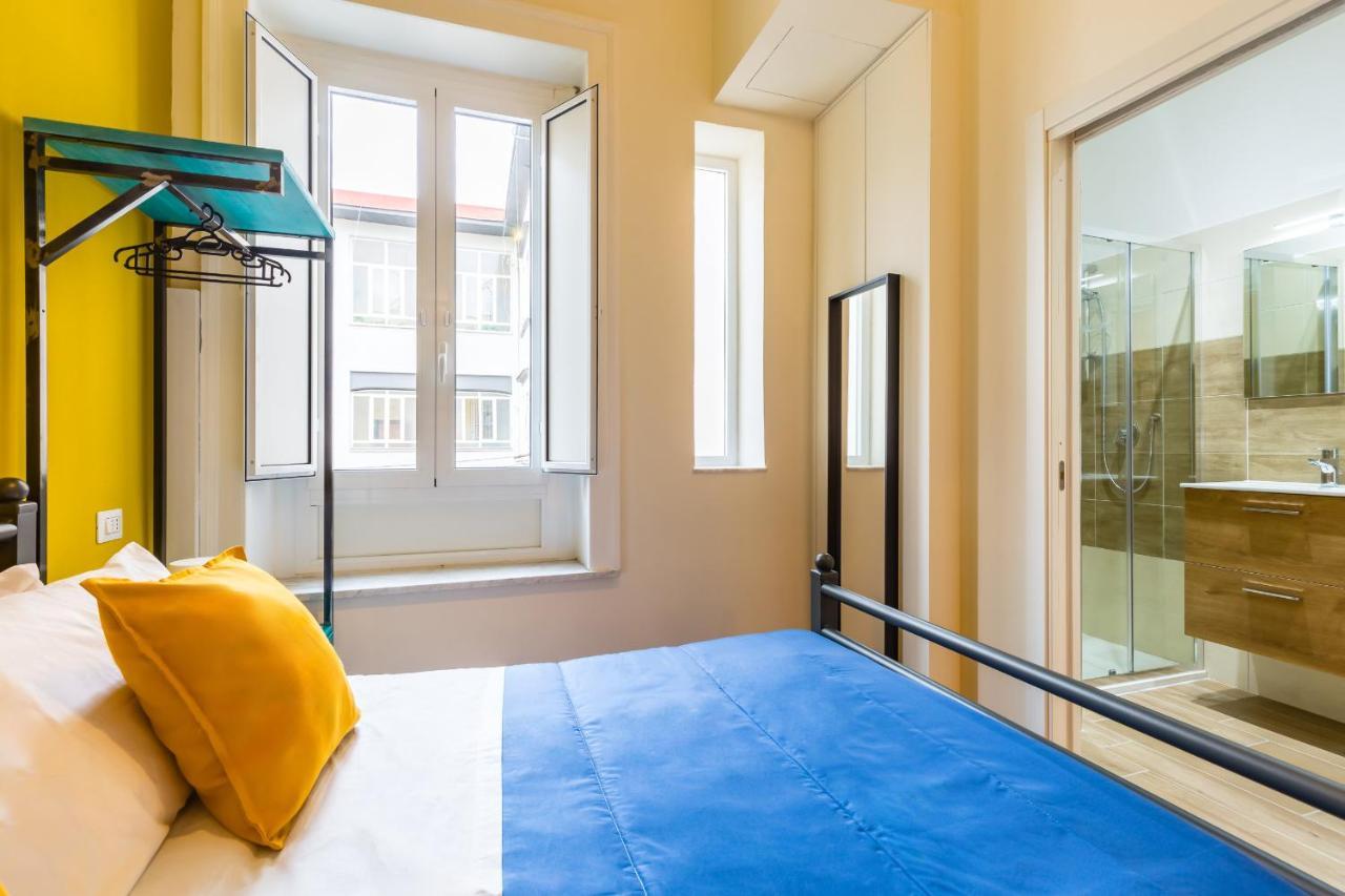 Central Station Apartments & Suites Наполи Екстериор снимка