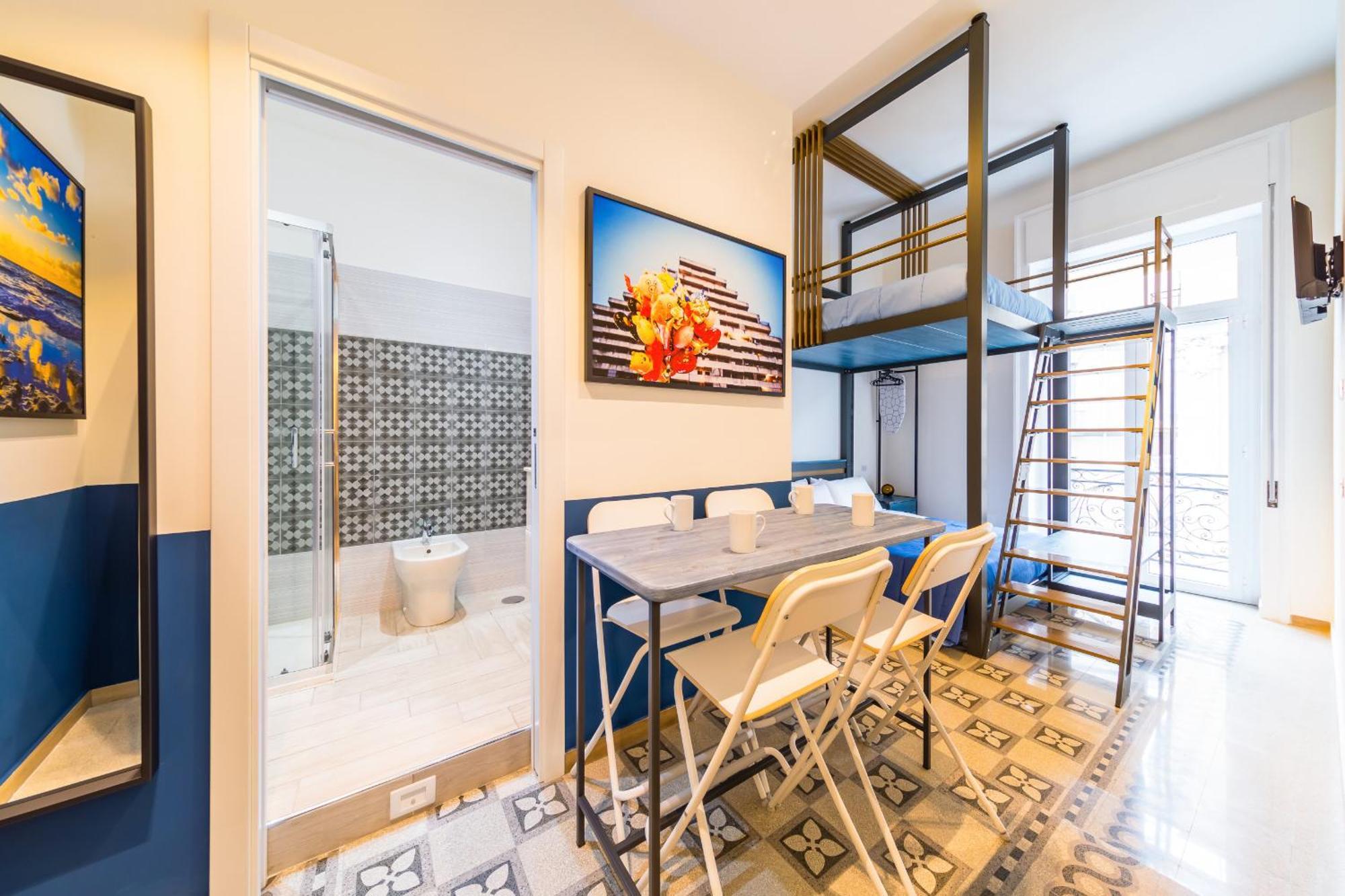Central Station Apartments & Suites Наполи Екстериор снимка