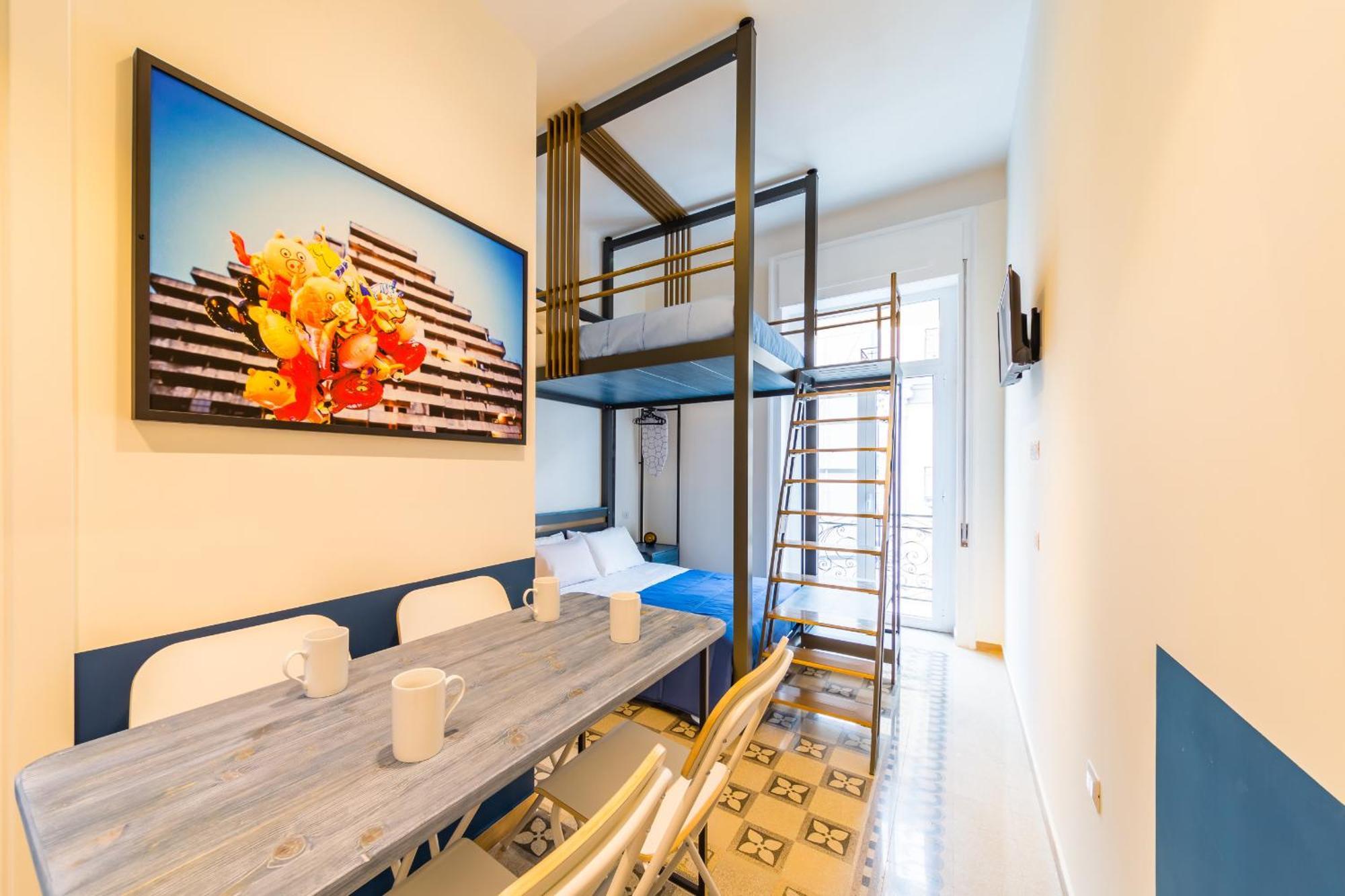 Central Station Apartments & Suites Наполи Екстериор снимка